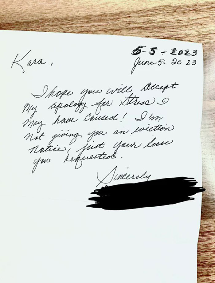 Landlord's Wife Enraged By Tenant's Chalk Artistry Asks Her To Wash It Off, Tenant Stands Her Ground Landlord's Wife Enraged By Tenant's Chalk Artistry Asks Her To Wash It Off, Tenant Stands Her Ground