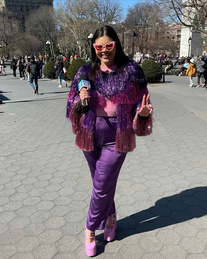 Influencer Gets To Leave Disappointed After Photographers On A Red Carpet Didn’t Take Her Picture Despite Her Striking Various Poses Influencer Gets To Leave Disappointed After Photographers On A Red Carpet Didn’t Take Her Picture Despite Her Striking Various Poses