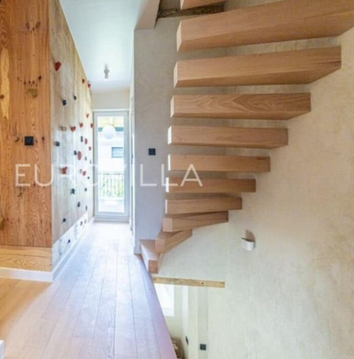 Found These Stairs In A ”luxury” House Listing In Croatia. The Price For This House Is 1.2m €!