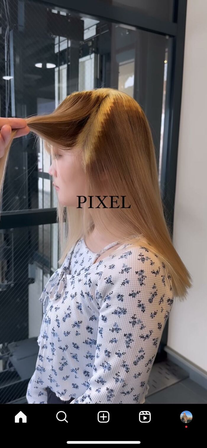 Shaming This Hairstyle I Saw On Instagram. There’s No Way To Make Those Roots Look Good