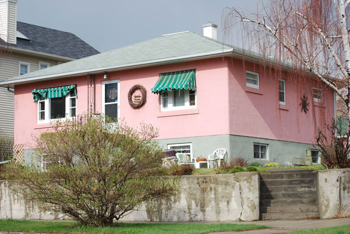 Woman Gets Not-So-Petty Revenge On Horrible Ex-Roommate, Leaving Her 28 Grand In Debt