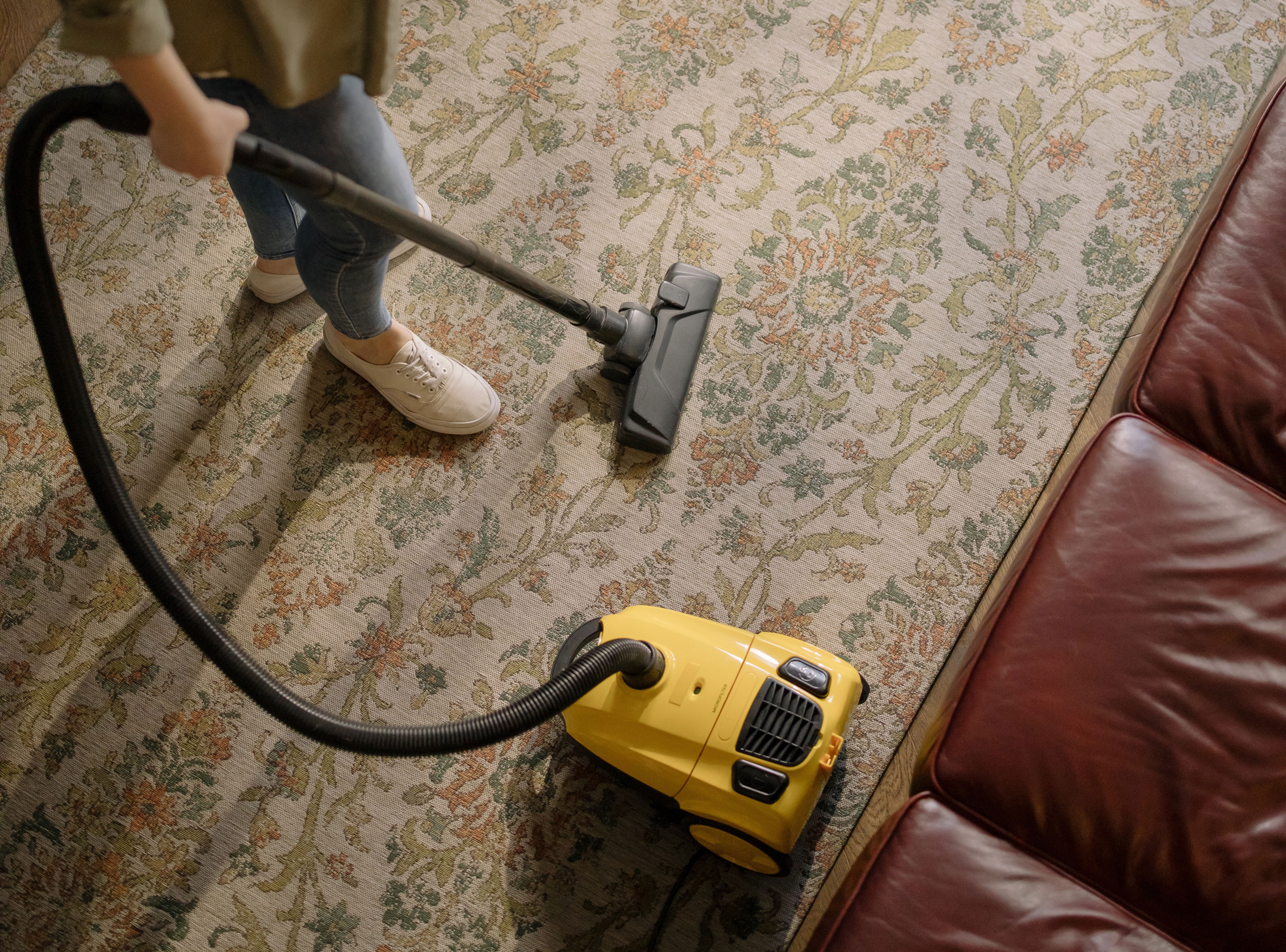 Person Gets Bashed By Cat-Allergic Ex-Roomie For Getting A Cat Before She Was Able To Gather The Rest Of Her Things Person Gets Bashed By Cat-Allergic Ex-Roomie For Getting A Cat Before She Was Able To Gather The Rest Of Her Things