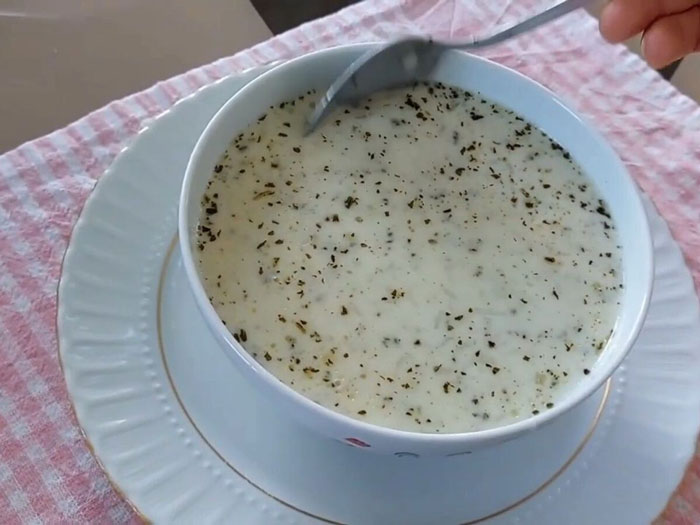 35 Times People Didn't Want To Be Rude And Ate These Crazy Dishes