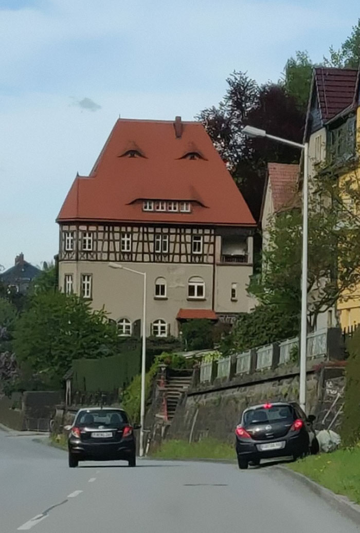 Hicimos un viaje a Bad Schandau, Alemania. ¡Este tejado es simplemente impresionante!