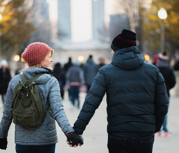 Man Hits On A Woman Without Knowing She's Trans, She Shuts Him Down In A Brilliant Way Man Hits On A Woman Without Knowing She's Trans, She Shuts Him Down In A Brilliant Way