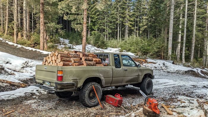 92 Toyota Pickup, 500,000k, Daily Driven... And Worked