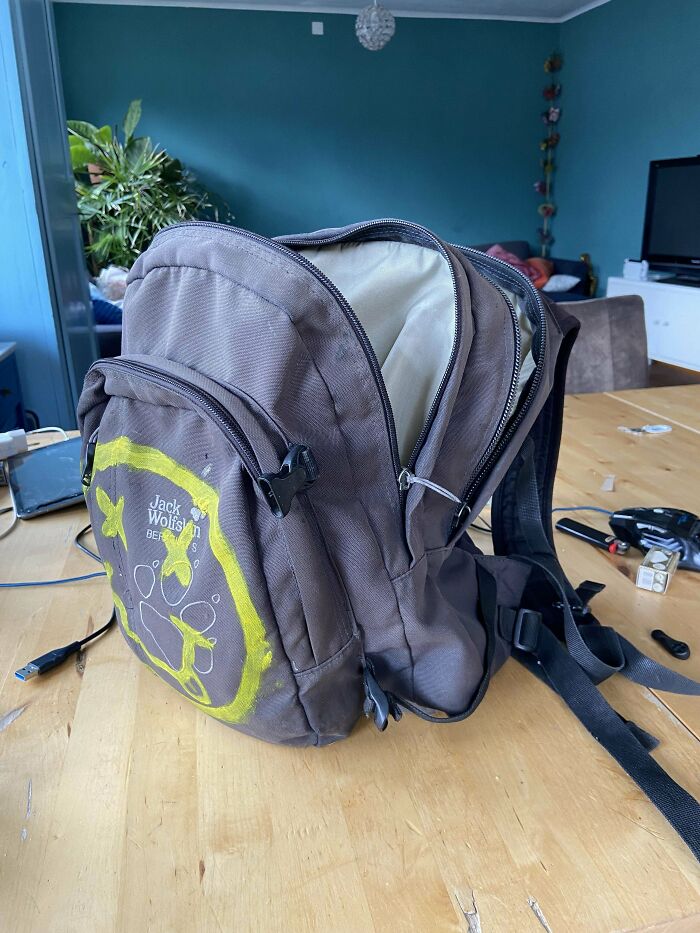 I Got This Jack Wolfskin Backpack When I Was 6 In 2007. Still Use It Daily After Almost 16 Years