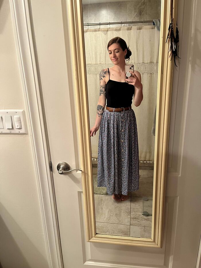 My Beautiful New Skirt For $10! I Was Told It Is 1950’s