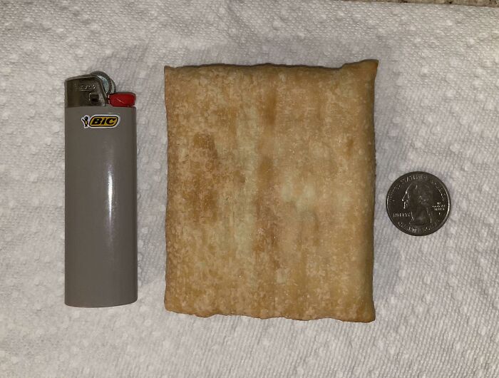 Pillsbury Toaster Strudels Are Pathetically Small Now, Barely Any Frosting Comes In The Packets Now Too