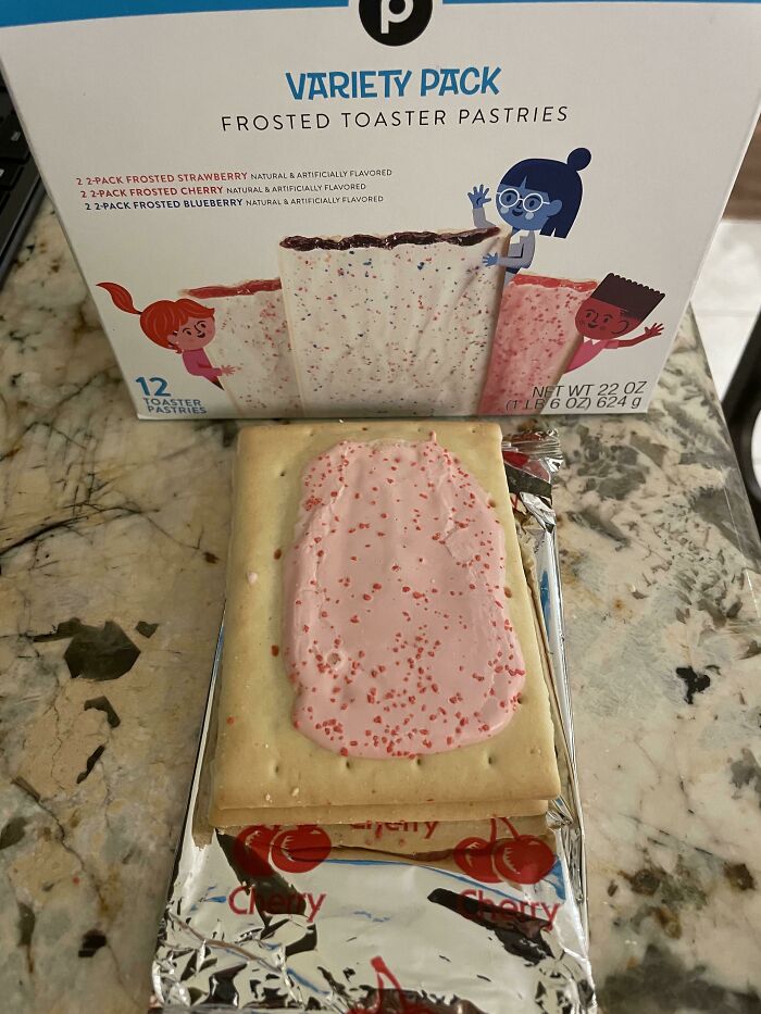 Wth Publix… Picture Looked Like The Frosting Covered The Whole Pastry. It’s The Reason Why I Bought It In The First Place. :-(