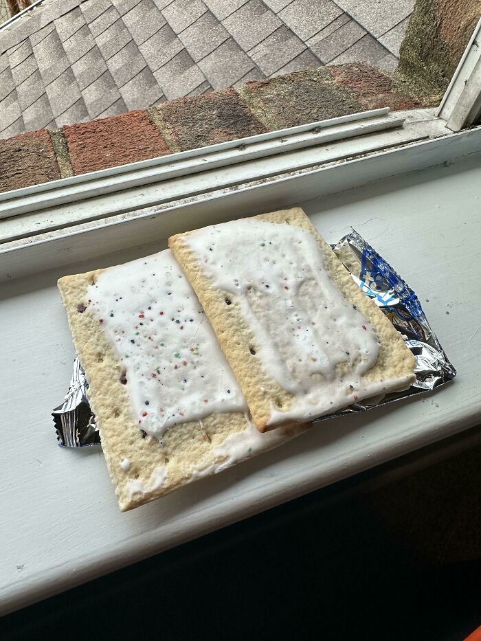 I Didn't Want To Have To Post This, But The Amount Of Rainbow Sprinkles On This Batch Of Blueberry Pop Tarts Is Absolutely Dismal