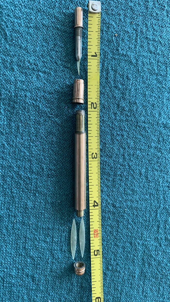 Found In A Jewelry Box. 2 1/2” Metal Piece That Unscrews And Has Three Pointy Plastic Pieces Inside