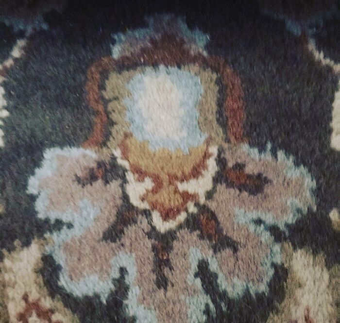 Patterned Pennywise rug
