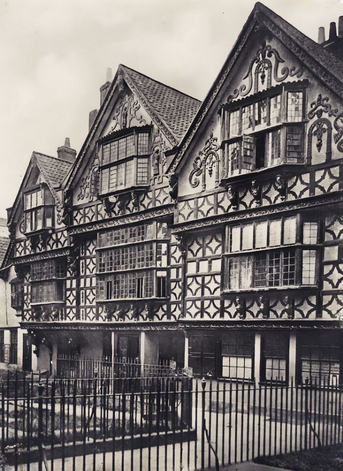 St. Peter's Hospital, Bristol, England. Built In The Late 14th Century As A Merchant's House, Destroyed In The Bristol Blitz In 1940