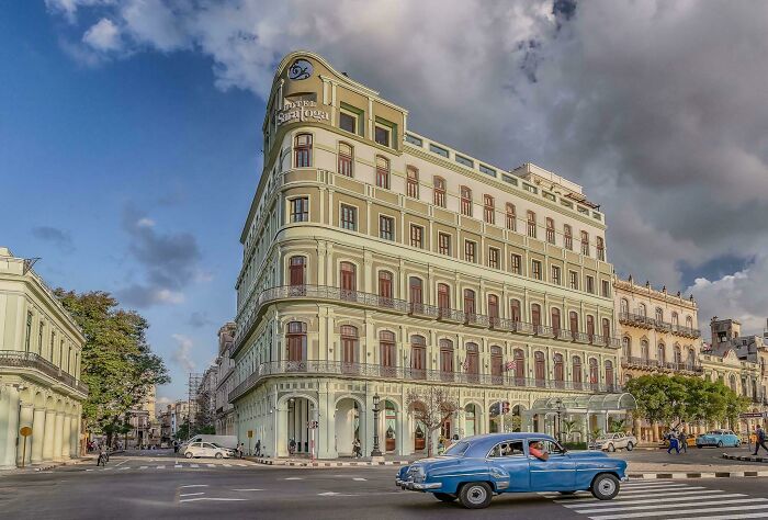 Hotel Saratoga en La Habana, Cuba. Destruido por una explosión de gas