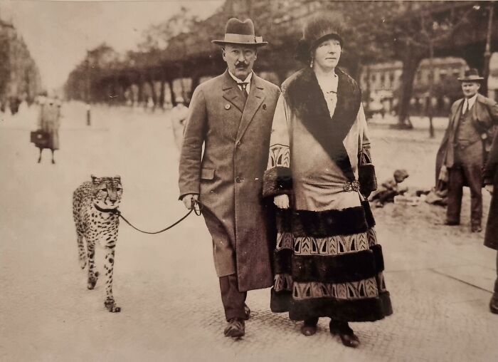 Carl & Ida Krone Strolling Through Berlin With Their Pet Cheetah (1924)