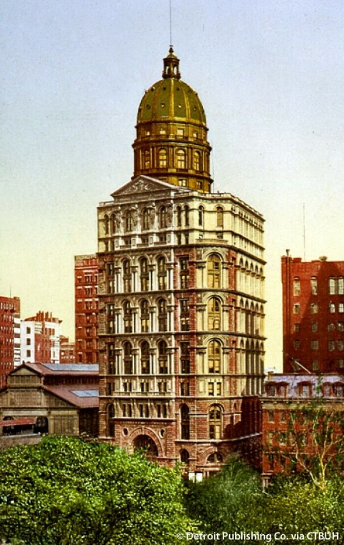 New York World Building, Demolished In 1955 For A Ramp Extension Of The Brooklyn Bridge