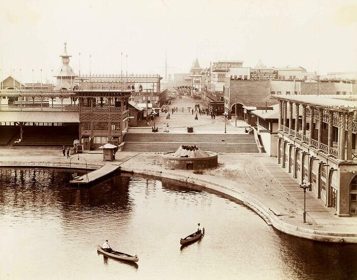 Venice, California Before The Canals Were Filled In And The Buildings Were Demolished, 1906