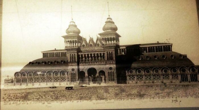 Broadwater Natatorium, Helena, 1889. 100 Heated Changing Rooms, Electricity, Stained Glass Rose Windows. Demolished 1946