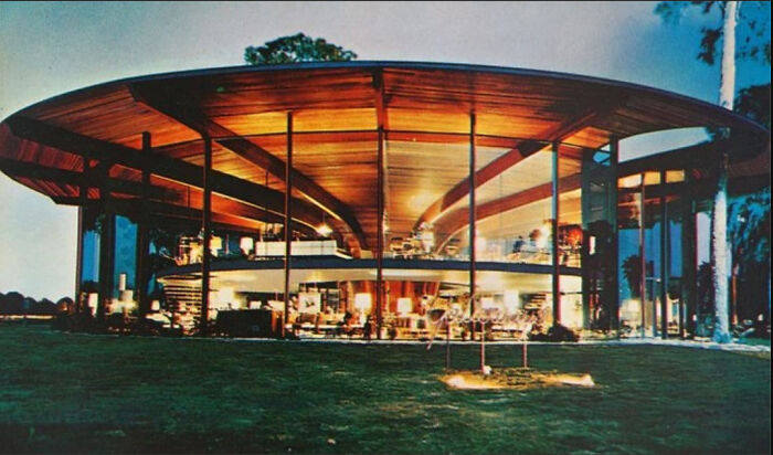 Galloway's Furniture Store, Sarasota, Florida, Designed By Victor Lundy In 1959. Partially Demolished In The 1970s, Some Of The Structure Still Survives Within A Nondescript Exterior