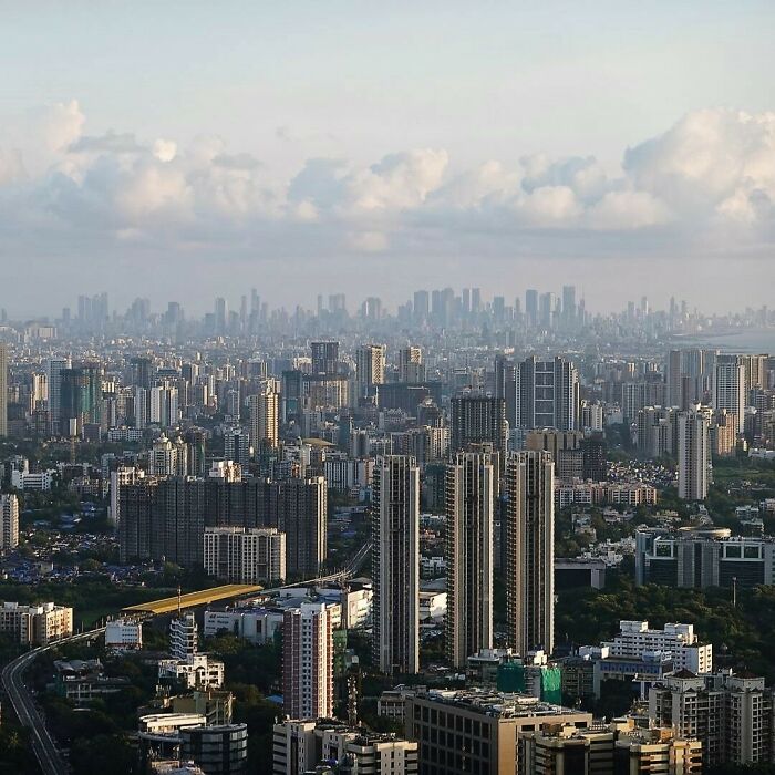 Mumbai , India Population 21million