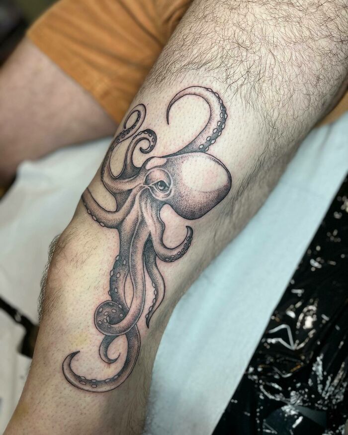 Octopus Knee Tattoo 