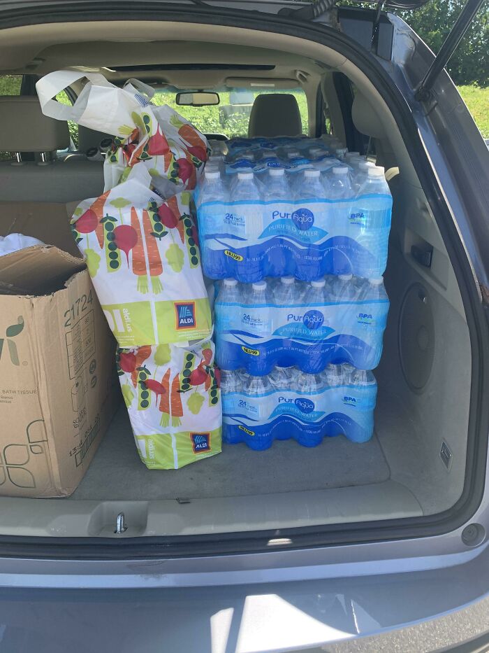 This Order Was 25 Boxes Of Breakfast Bars And 6 Cases Of Water. Didn’t Even Mind Carrying The 6 Cases Of Water!!! I Knew It Was For The March In Dc. Makes Me Proud To See. I Bought Some Fruit Snacks For Them To Give Out For The Kids. #blacklivesmatters