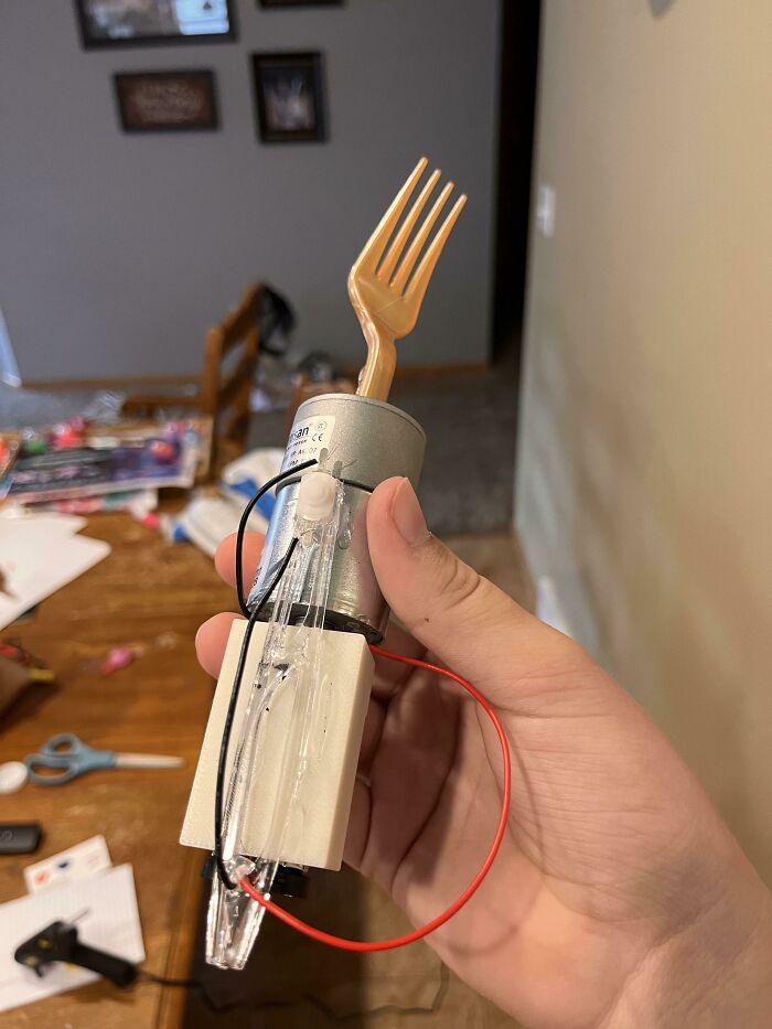 He hecho un tenedor para enrollar espaguetis