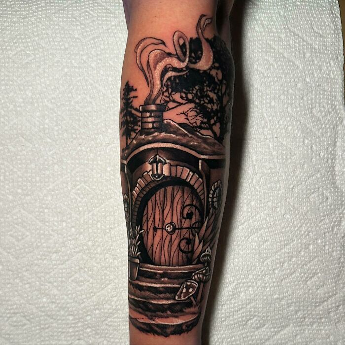 Hobbit Hole tattoo 