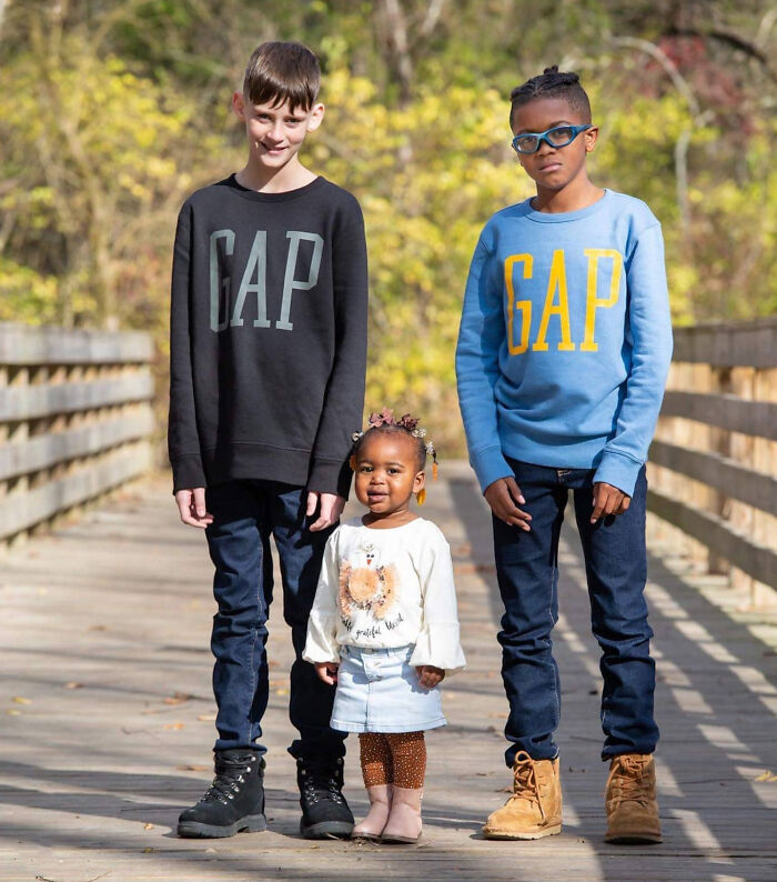 Boy Becomes Friends With 12 Y.O. Foster Kid So The Family Adopts Him Boy Becomes Friends With 12 Y.O. Foster Kid So The Family Adopts Him
