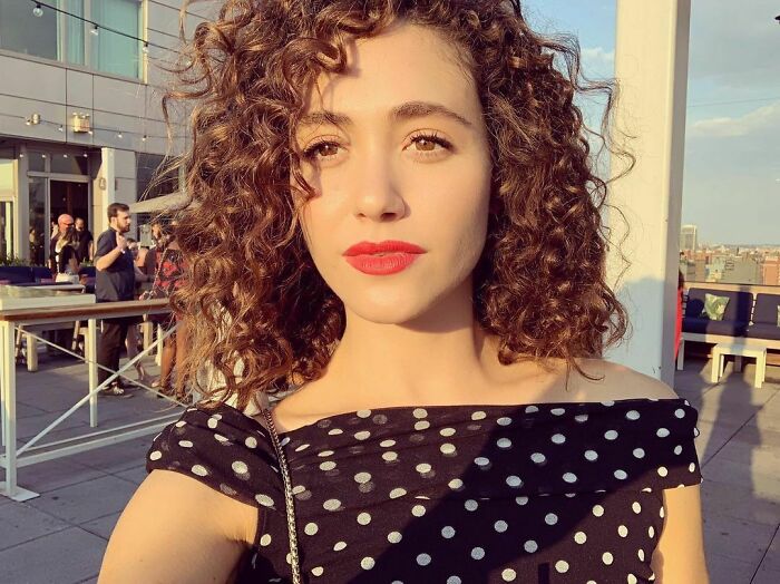 36-Year-Old Emmy Rossum Is Playing The Mom Of 27-Year-Old Tom Holland, And People Are Questioning The Age Gap 36-Year-Old Emmy Rossum Is Playing The Mom Of 27-Year-Old Tom Holland, And People Are Questioning The Age Gap