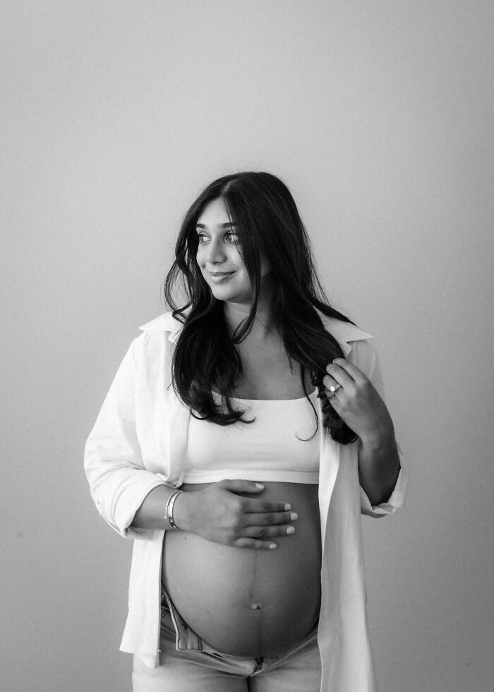 I Am A Photographer Who Takes Maternity Pictures