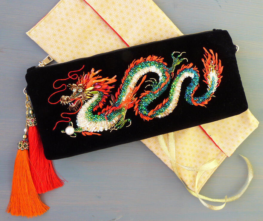 Chinese Dragon Beads Embroidery Velvet Clutch Bag