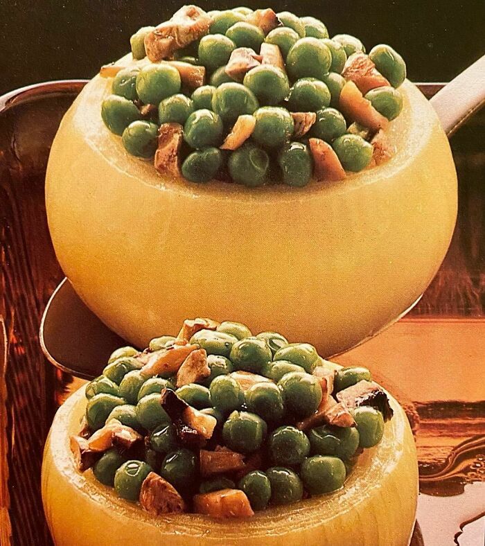 Stuffed Onions (Microwaving Fruits And Vegetables, 1981)