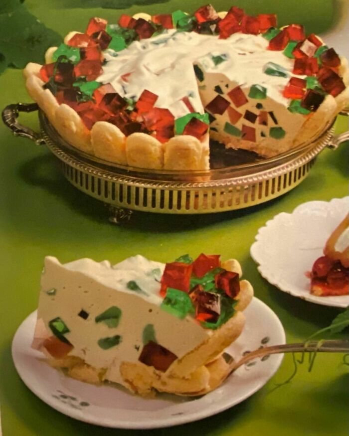 Cranberry Confetti Pie (Better Homes And Gardens Five Seasons Cranberry Book, 1971)