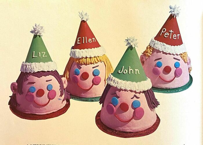 A Merriment Of Elves (The Wilton Yearbook Of Cake Decorating, 1978)