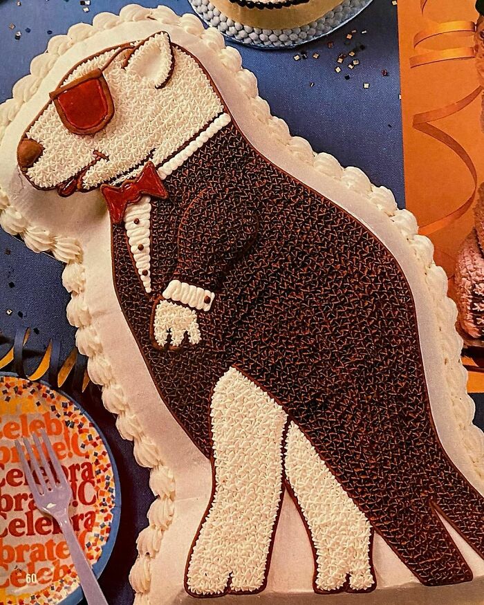 A Howling Good Time (1989 Wilton Yearbook Cake Decorating!)