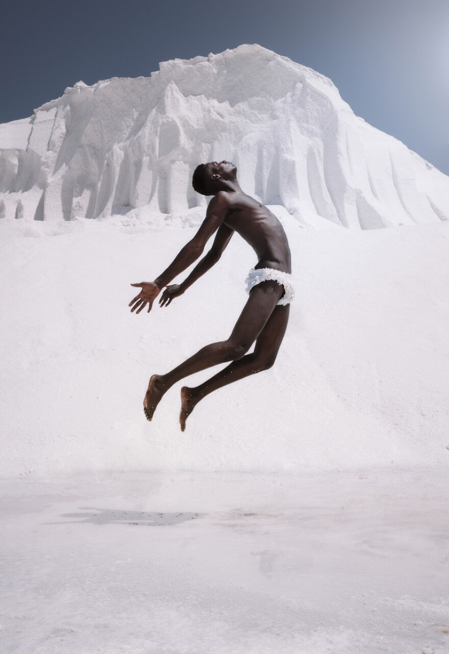 Discover The Winners: The Independent Photographer Has Announced The Winners And Finalists Of Its Portrait Photography Contest (10 Pics)