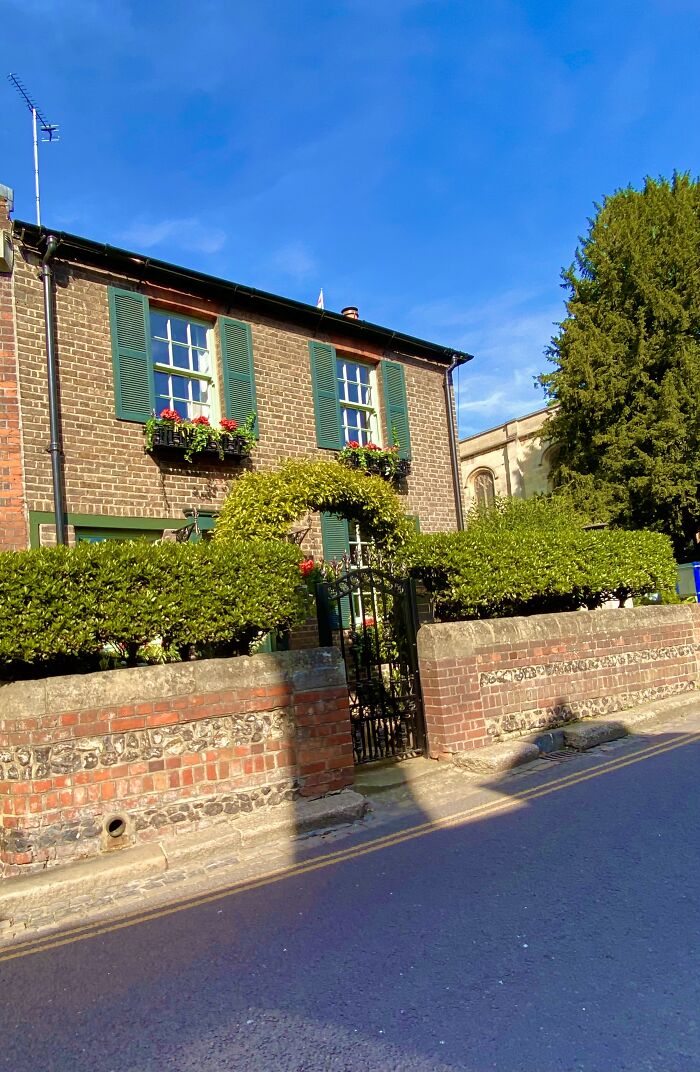 Windsor Home Streets, London