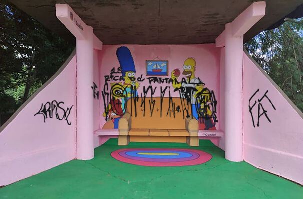 Simpsons-Graffiti-6497475c79a89.jpg