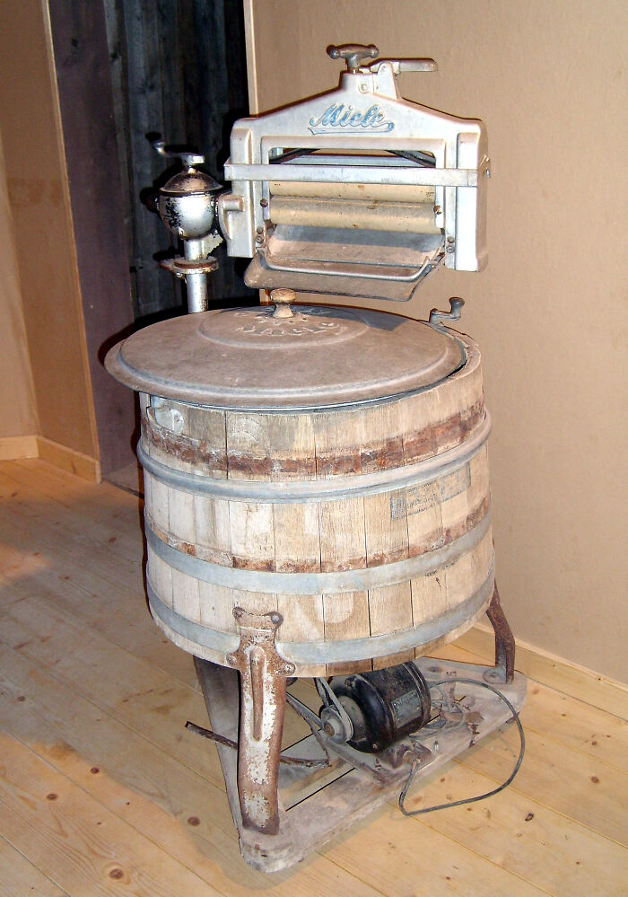 James King Invented And Patented The First Washing Machine Using A Rotating Drum. The Drum Partially Filled With Water