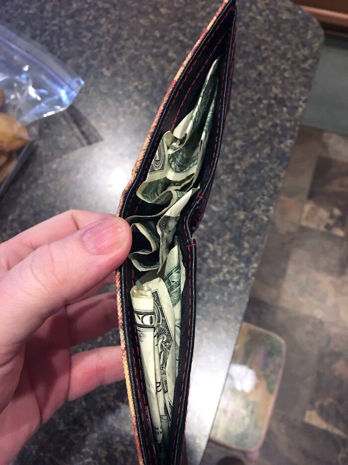 The Money Organization In My 9-Year-Old Son's Wallet