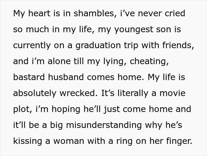Woman Accidentally Discovers Her Husband Has Been Living A Double Life For The Past 17 Years Woman Accidentally Discovers Her Husband Has Been Living A Double Life For The Past 17 Years