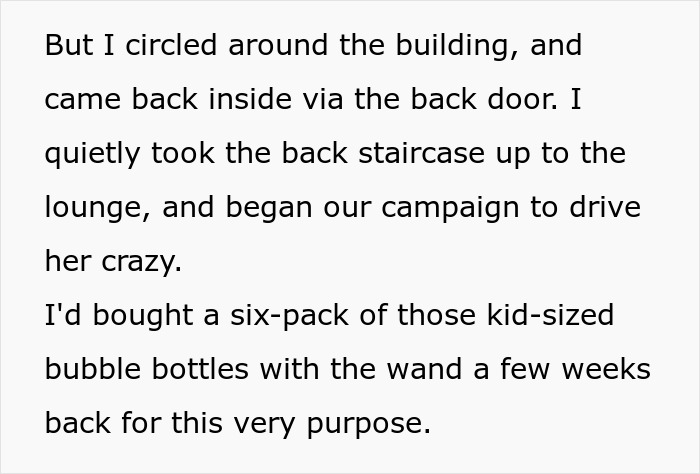 Receptionist Acts As If She’s The Office Police, Employees Start A Trolling Campaign To Get Back At Her Receptionist Acts As If She’s The Office Police, Employees Start A Trolling Campaign To Get Back At Her