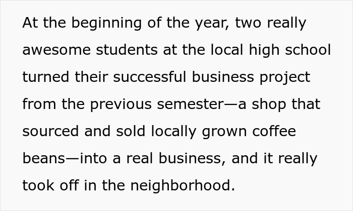 Foreigner Thinks He's Being Kicked Out Of A Coffee Shop Because Of His Ethnicity, Barista Realizes His Mistake Too Late