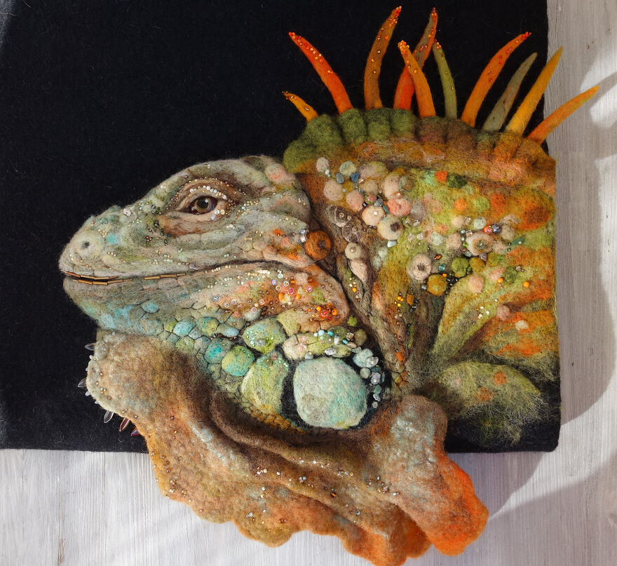 Awesome Iguana Felt Shopper Bag Detail