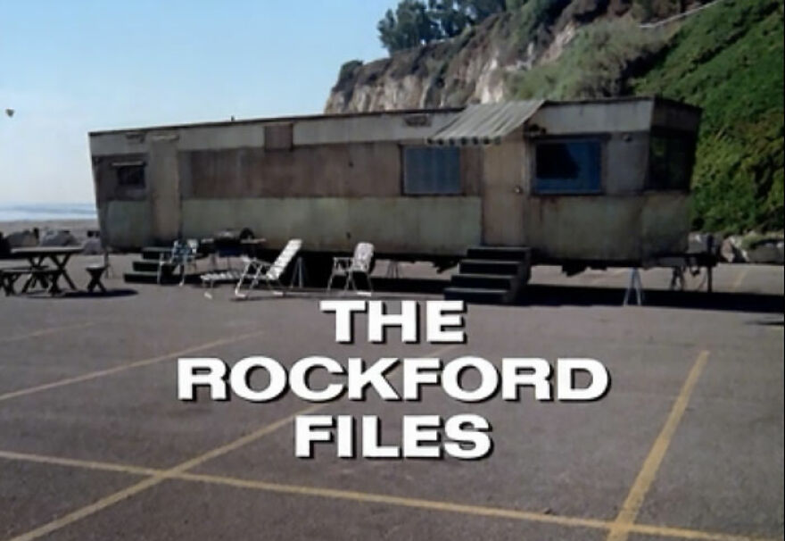 Intro scene from "The Rockford Files" tv show