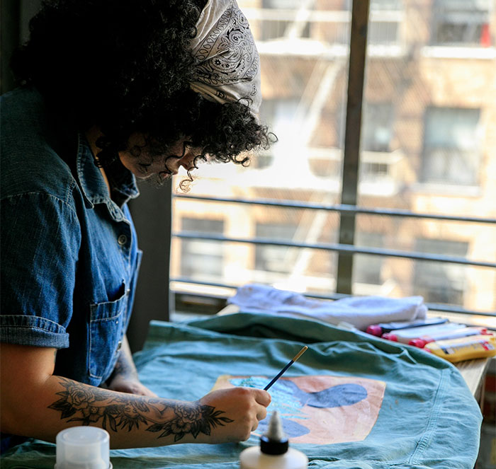 “He’s Wearing A Shirt That Shows Nudity”: Mom Maliciously Complies With Her Son’s School Dress Code After He’s Sent Home “He’s Wearing A Shirt That Shows Nudity”: Mom Maliciously Complies With Her Son’s School Dress Code After He’s Sent Home