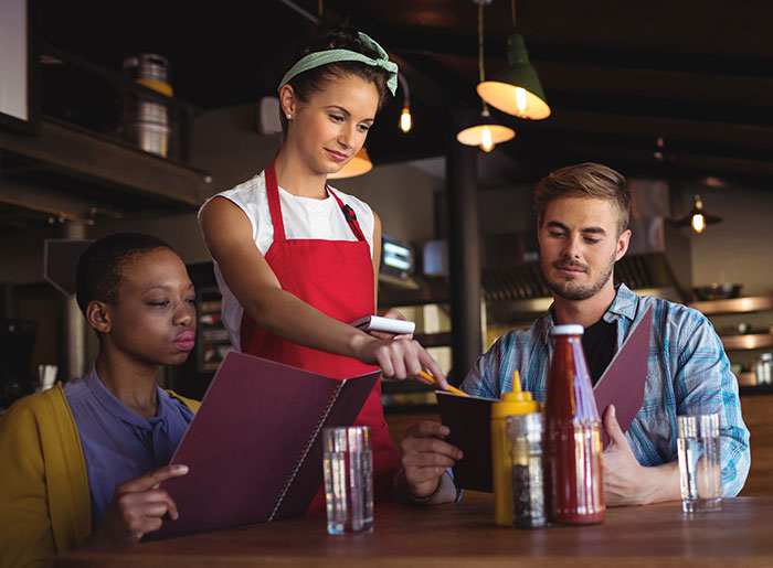 "I Wish I Could've Seen Her Face": Person Teaches Rude Waitress A Lesson After She Refused To Follow Their Food Order "I Wish I Could've Seen Her Face": Person Teaches Rude Waitress A Lesson After She Refused To Follow Their Food Order