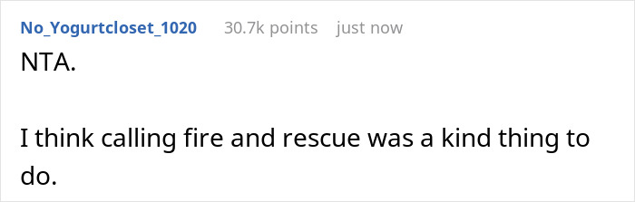 “My 'Weird' Radar Was Going Off”: Hiker Refuses To Drive An Older Woman Home Before A Storm And Feels Bad, Gets Backed Up By Folks Online “My 'Weird' Radar Was Going Off”: Hiker Refuses To Drive An Older Woman Home Before A Storm And Feels Bad, Gets Backed Up By Folks Online